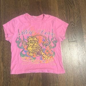 Pink t shirt, urban outfitters